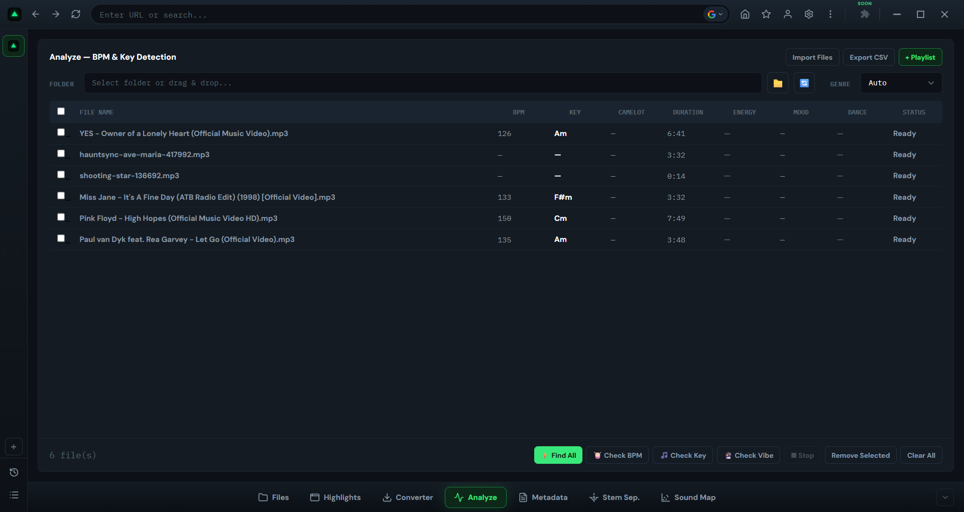 Pestaña Analyze de GreenGo con tabla poblada por tracks importados mostrando nombres de archivo y metadatos